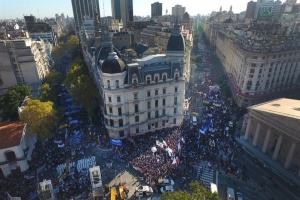 MÁS DE 280.000 DOCENTES EN LA MARCHA FEDERAL EDUCATIVA